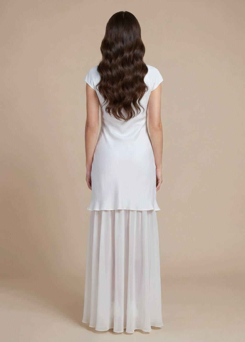 Cукня з поєднанням шовку та шифону та шифоновою накидкою