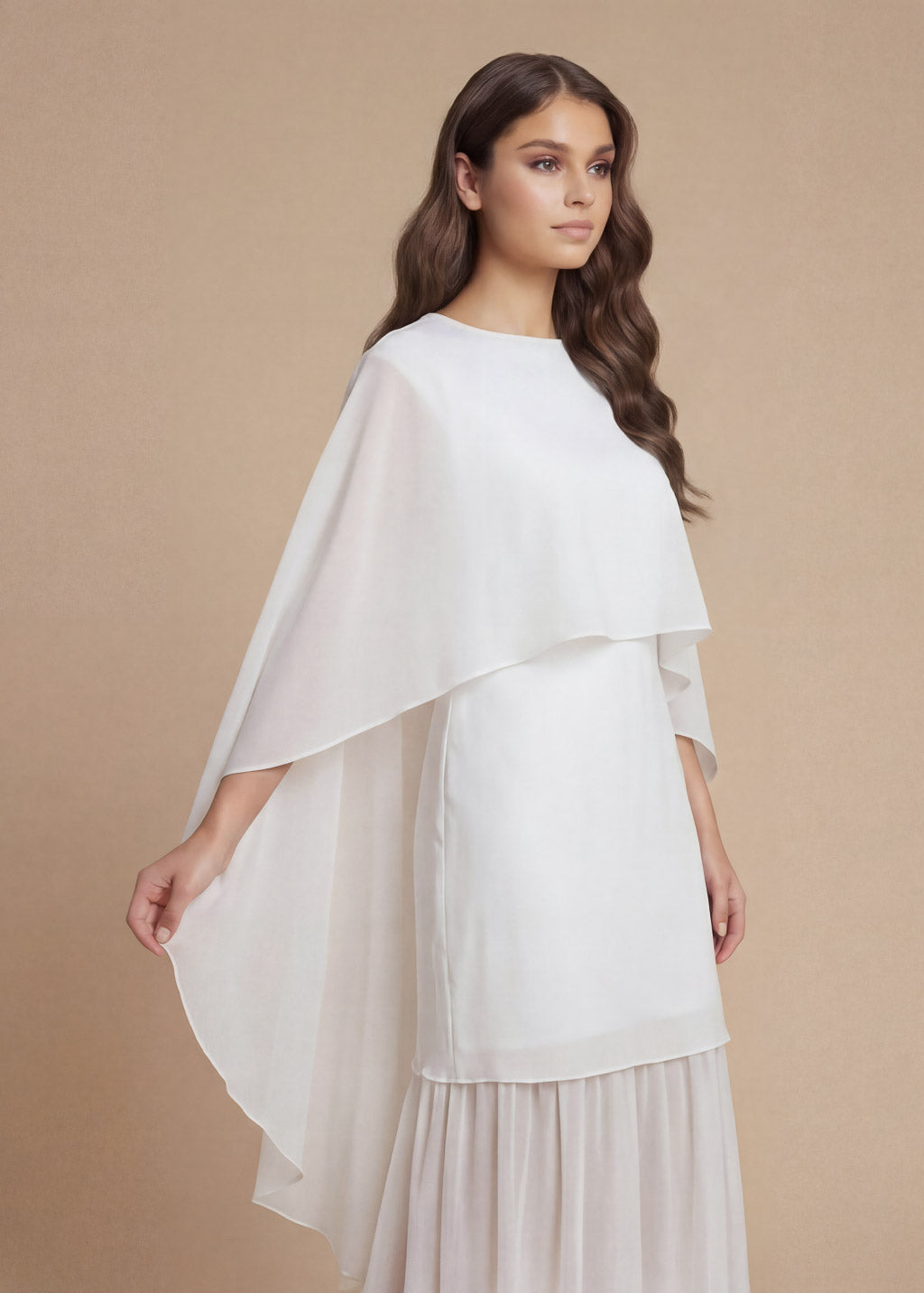 Cукня з поєднанням шовку та шифону та шифоновою накидкою