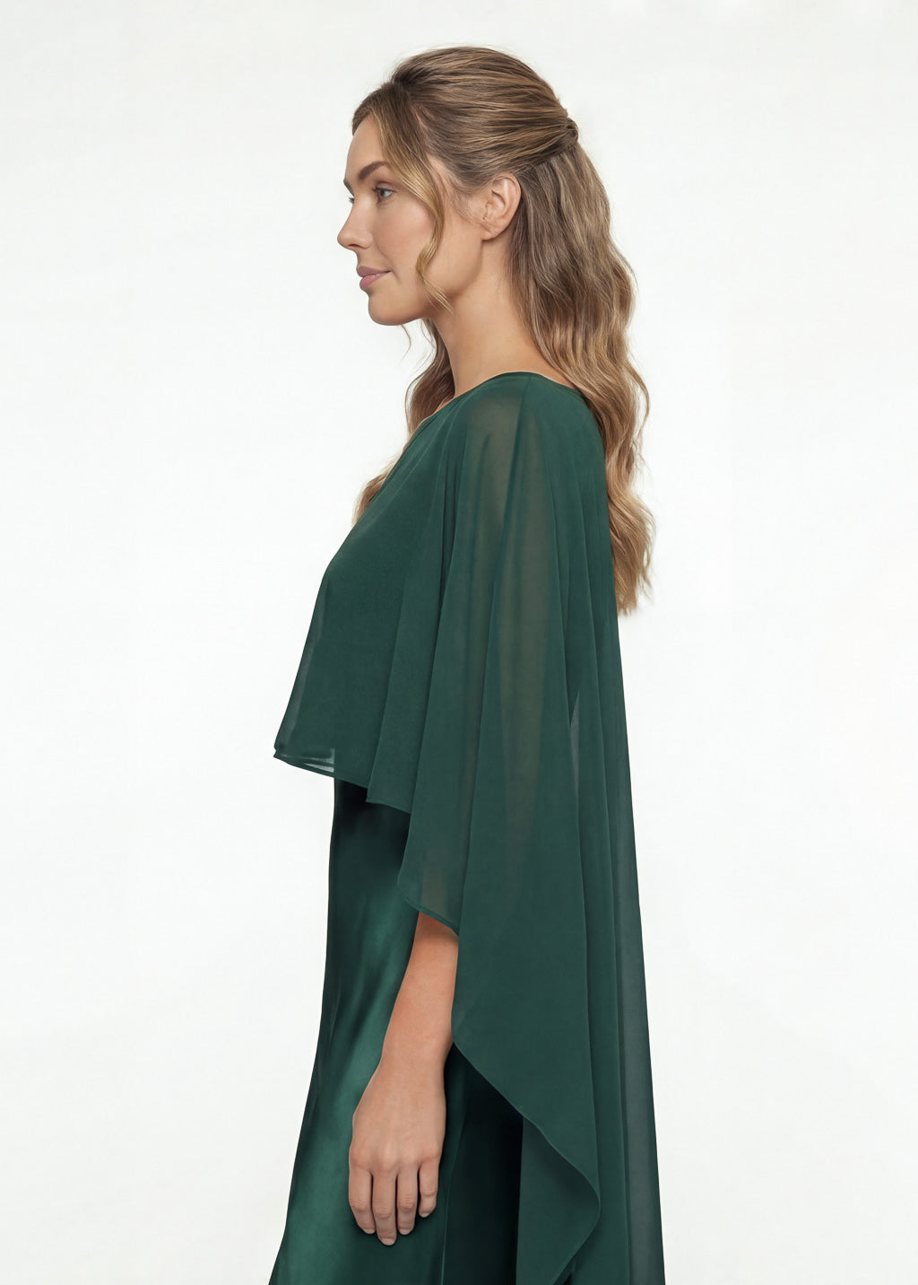 Cукня з поєднанням шовку та шифону та шифоновою накидкою