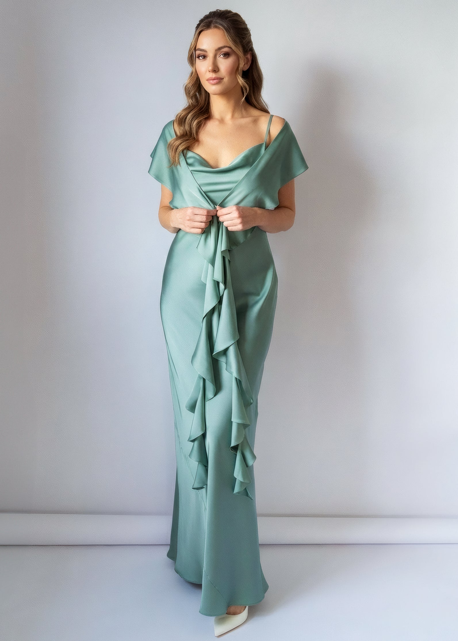 Шовкова довга сукня шарфом-поясом в кольорі Sage Green