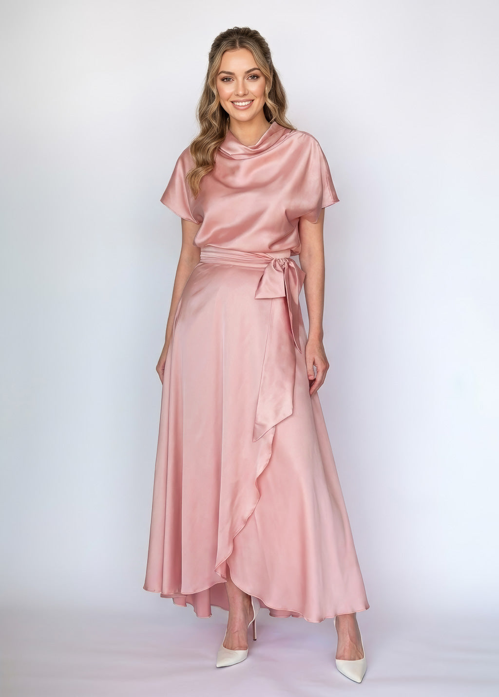 Шовковий комплект зі спідниці та блузи в кольорі Blush Pink